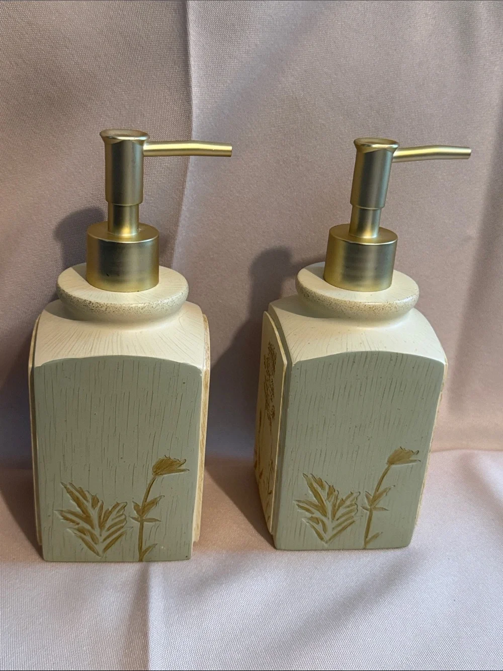 2008 Chad Barrett Natures Curiosities Botanical Ceramic Soap Dispensers Set 2
